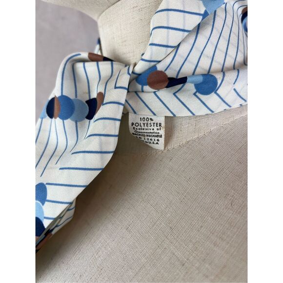 Vintage Mod Neck Scarf - Picture 6 of 7